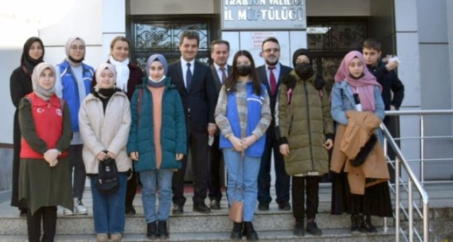 Müftülük gençlerle birlikte kitap tahlili yaptı