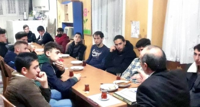 Müftülük gençlerle buluştu