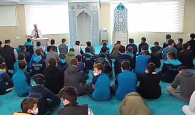 Müftülük öğrencilerle buluştu