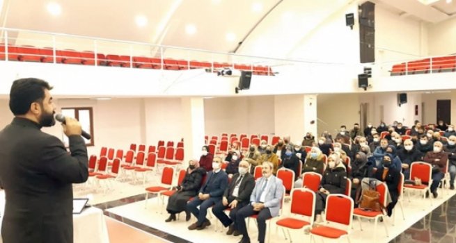 Müftülük öğretmenlere yönelik konferans düzenledi