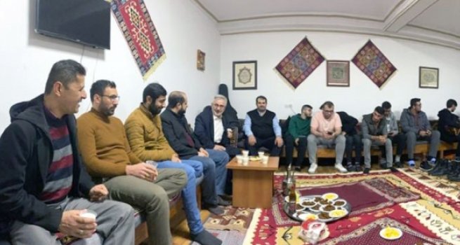 Müftülük yurtlarda kalan üniversite öğrencilerini ziyaret etti