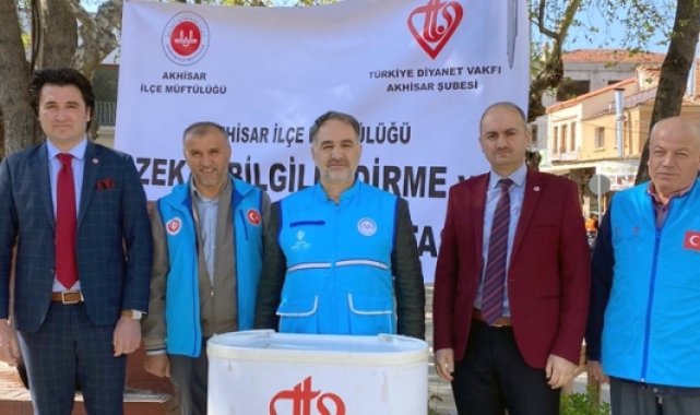 Müftülük zekat standı açtı