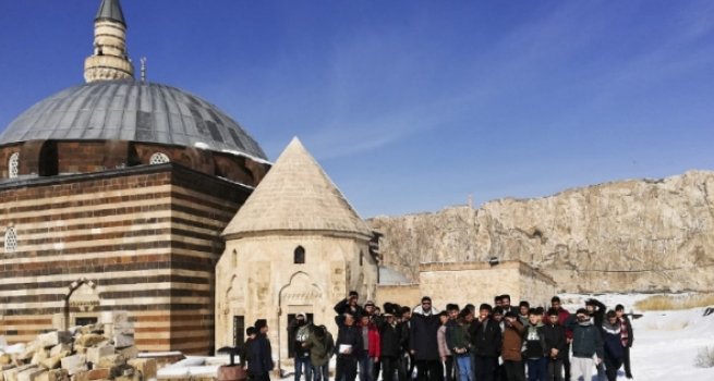 Müftülükler yarıyıl tatilinde gençlerle buluştu