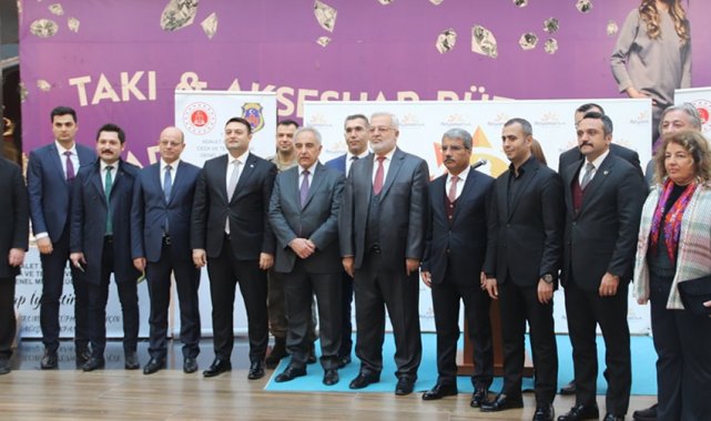 Müftülükten ceza infaz kurumlarına kitap bağışı