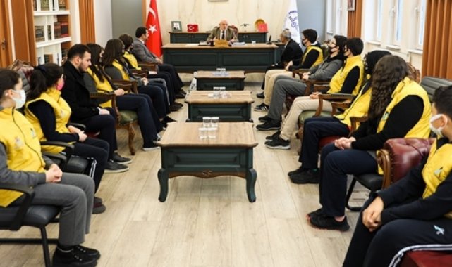 Öğrencilerden müftülüğe ziyaret
