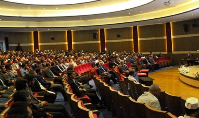 Prof. Dr. Ulaş: Ahir zaman fitnelerine karşı dinin temel esaslarına dayanmak mecburiyetindeyiz
