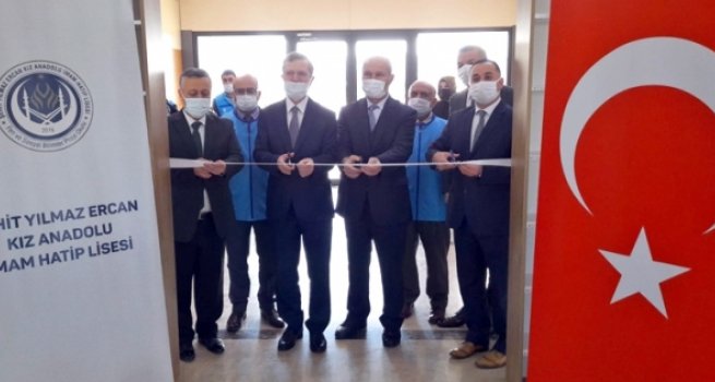 Sakarya'da 'Gönül Kütüphanesi' kuruldu