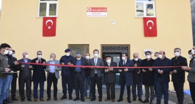 Selde yıkılan cami yeniden ibadete açıldı