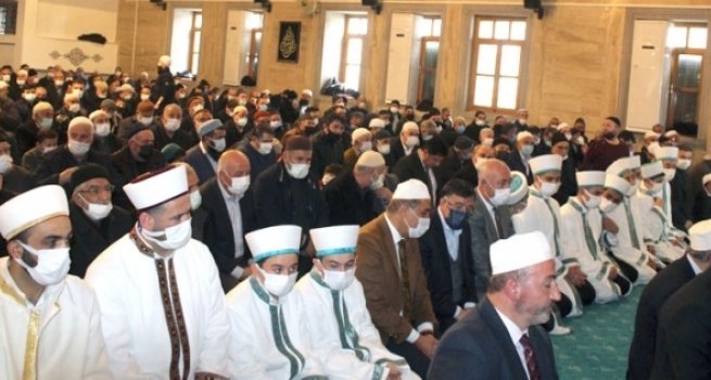 Sorgun'da 32 hafız icazet aldı
