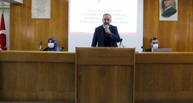 Sosyal hizmet kurumlarında sürdürülen din hizmetleri istişare edildi haberleri