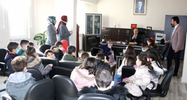 Suluova Kur’an kursu öğrencilerinden bağış