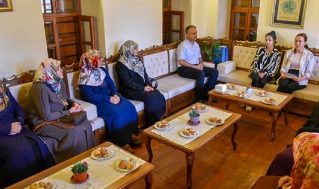 Tarsus'ta 'engelsiz' söyleşi