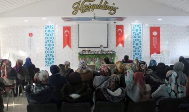 Tokat'ta sosyal medya semineri