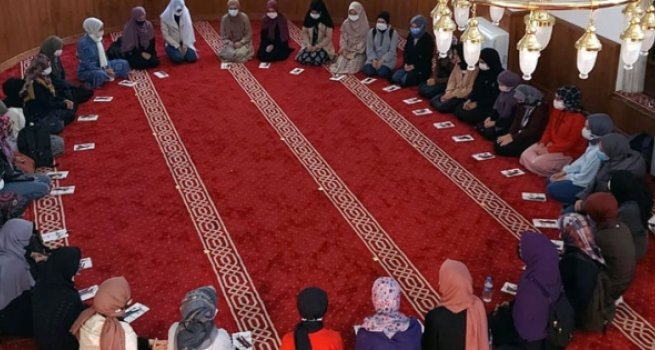 Trabzon'da cami-kitap kampı