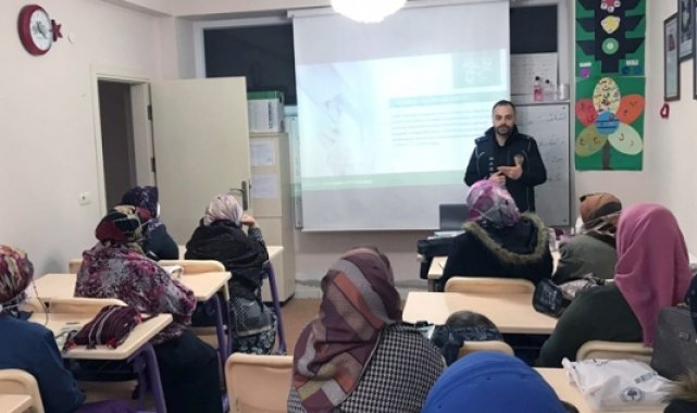 Trabzon’da ‘En İyi Narkotik Polisi Anne’ semineri