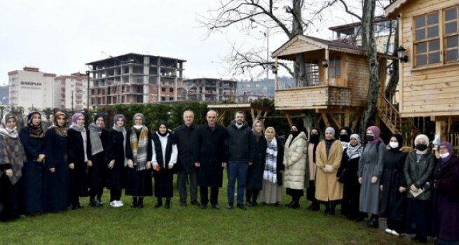 Vakfıkebir’de mezun hafızlar buluştu