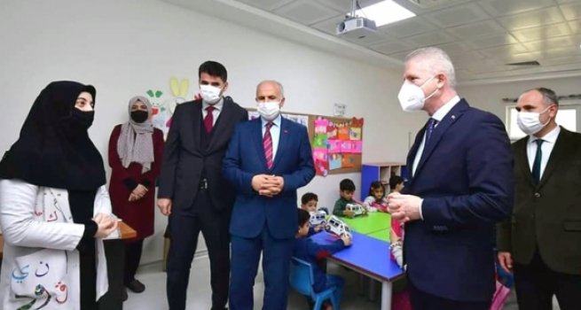 Vali Gül'den 4-6 yaş Kur'an kursuna ziyaret