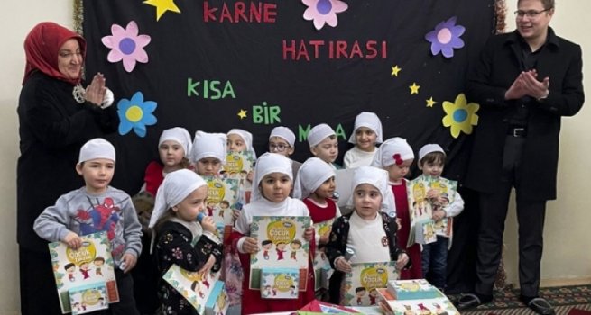 Vali Yardımcısı Meram, miniklerin karne sevincine ortak oldu