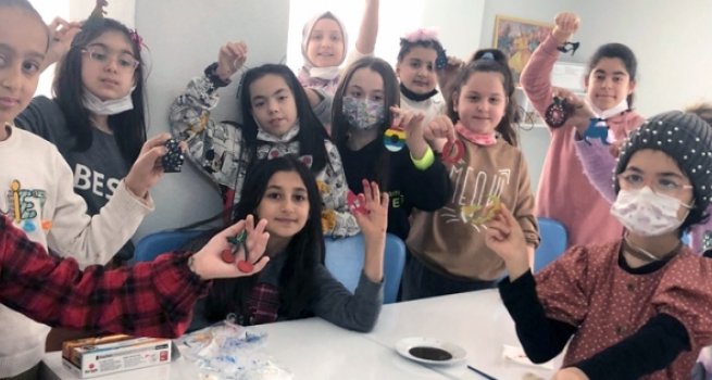 Yalova'da öğrenciler Diyanet Gençlik Merkezi'nde buluşuyor