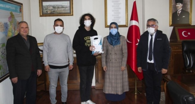 Yarışmada dereceye girenler ödüllendirildi