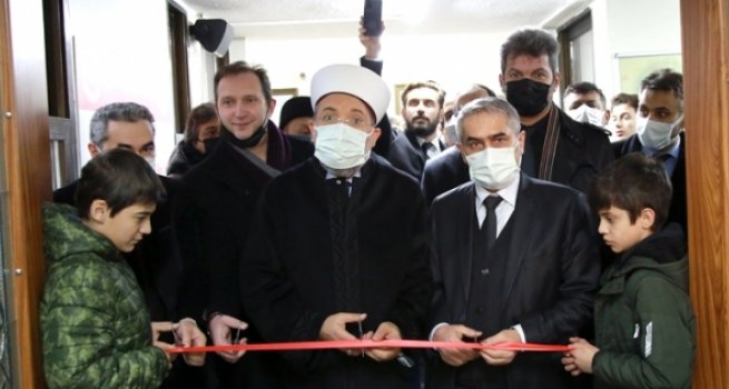 Zeytinburnu'da Feride Tabakçı Diyanet Gençlik Merkezi açıldı