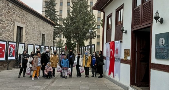 Ankaralı gençler kültür gezisinde buluştu