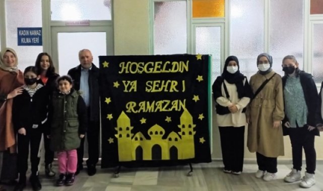 Avcılar'da gençler iftarda buluştu