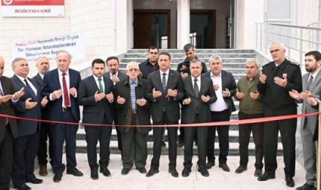 Beşiktaş Camii dualarla açıldı
