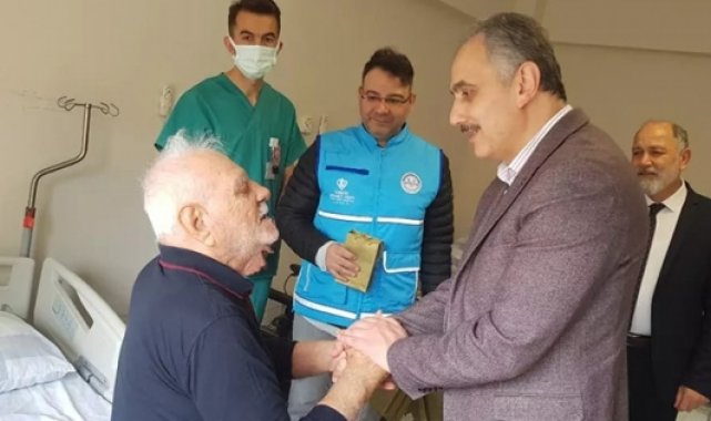 Bu bayram da huzurevi sakinleri unutulmadı