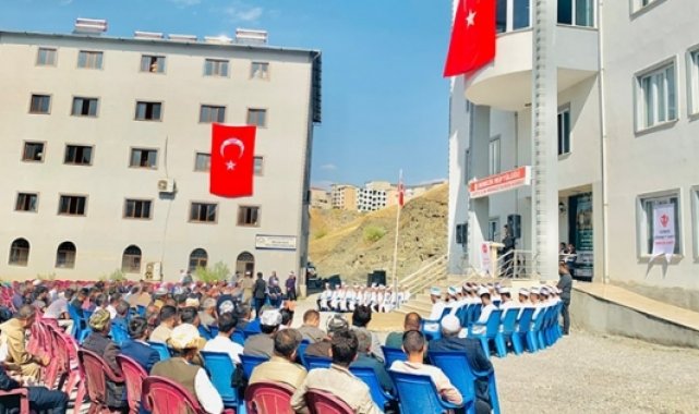 Derecik'te bir ilk