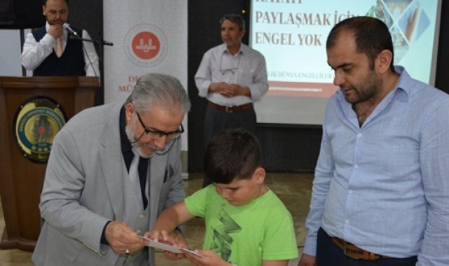Engelli öğrenciler belge aldı