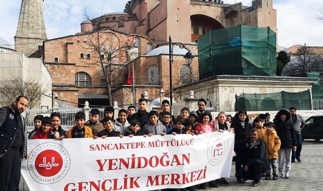 Gençler İstanbul'u gezdi