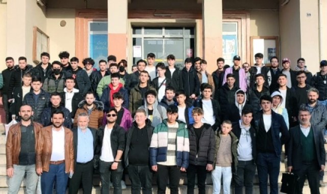 Gençlerden Çanakkale'ye ziyaret