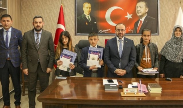 Gençlik Bilgi Yarışması'nda dereceye girenler ödüllendirildi