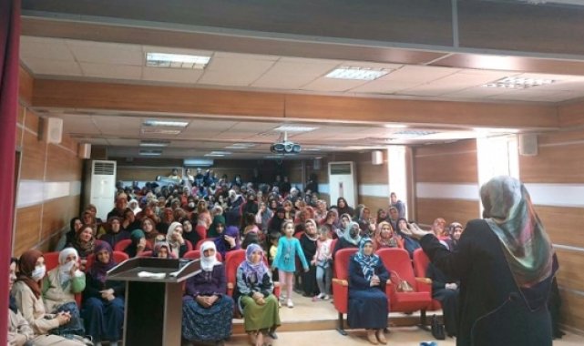 Gerger’de aile konferansları