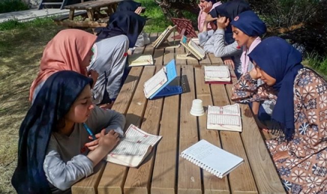 Hafızlar izcilik kampında buluştu