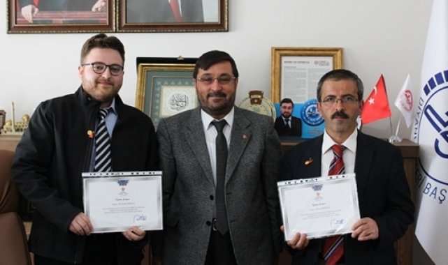 Hatimle teravih namazı kıldıran din görevlileri ödüllendirildi