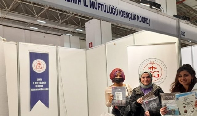 İzmir Müftülüğü Ege Kariyer Fuarı'nda stant açtı