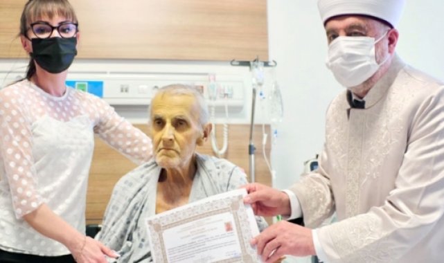 Kanser hastası Ukrayna vatandaşı 62 yaşında İslaml'a müşerref oldu