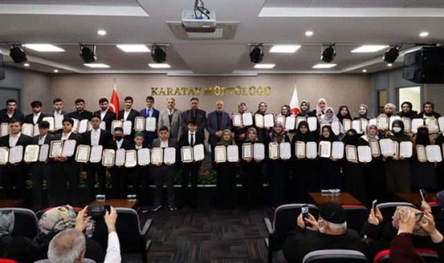 Karatay'da 42 hafız belge aldı