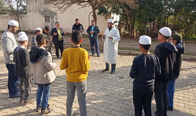 Kur’an kursu öğrencilerinden yağmur duası