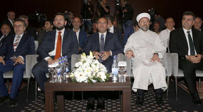 Başkan Erbaş "Uluslararası Yüksek Din Öğretimi Kongresi"ne katıldı