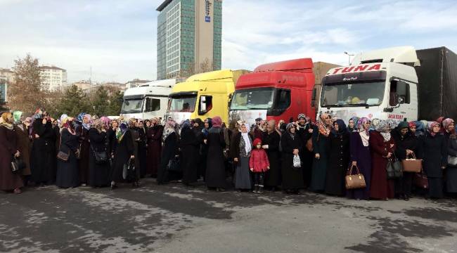  Kayseri'den Suriyelilere 11 Tır Un