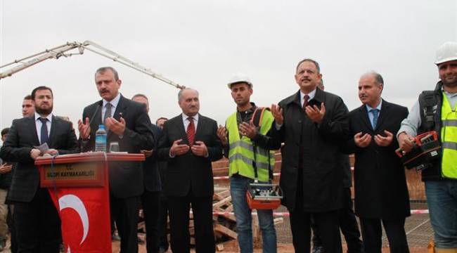 Şems-İ Sivasî  Kur’an Kursunun Temeli Dualarla Atıldı.