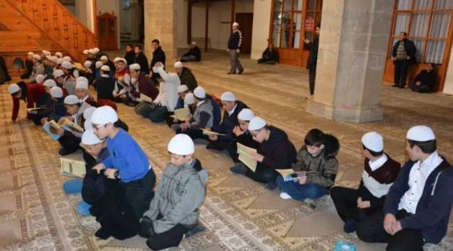 Asker Abileri İçin Fetih Suresi Okudular