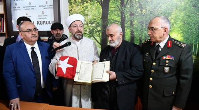 Başkan Erbaş'tan Afrin şehidinin ailesine taziye ziyareti