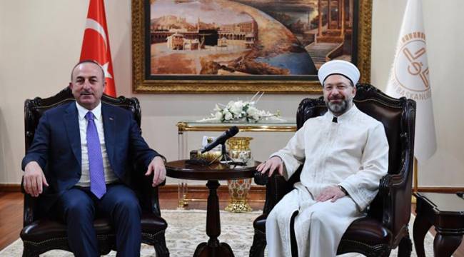 Dışişleri Bakanı’ndan Diyanet’e ziyaret