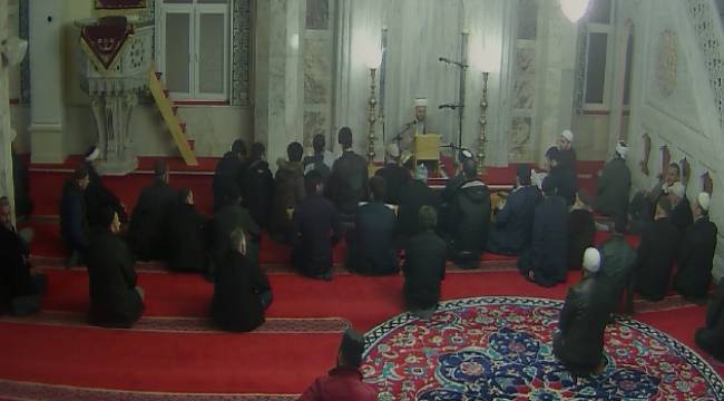Rize Taşçıoğlu Camii’nde “Tefsir'ül Veciz” Dersleri