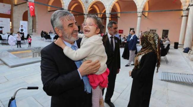 Müftü Yılmaz, engelliler ve aileleriyle iftar sofrasında buluştu