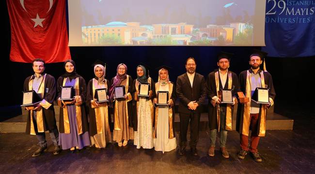  Erbaş, 29 Mayıs Üniversitesinin mezuniyet törenine katıldı